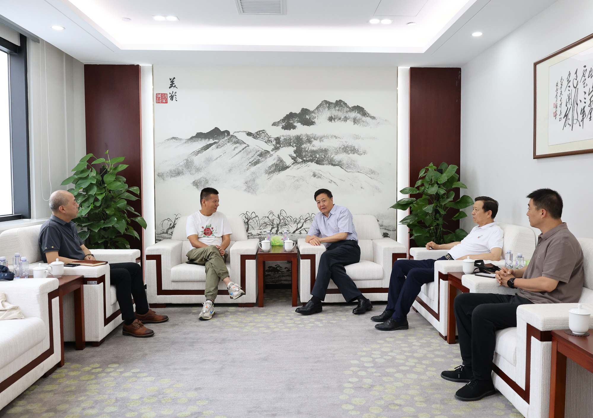 0P6A5118_副本.jpg 0P6A5118_副本.jpg